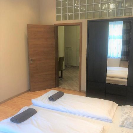Corvin Square Apartment Budapest Bagian luar foto
